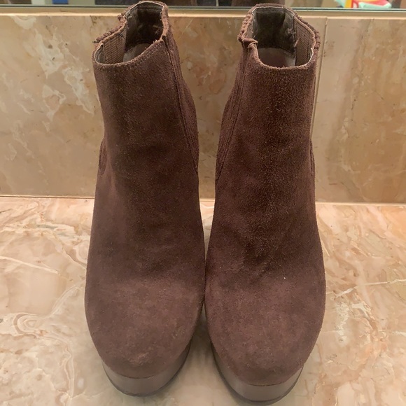 Michael Kors wedge booties in suede - Picture 4 of 8